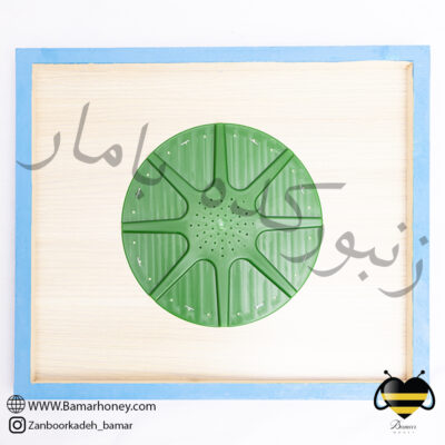 دریچه یک‌طرفه ستاره‌ای با قاب چوبی هفت گوهر