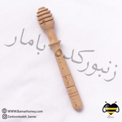 قاشق چوبی عسل